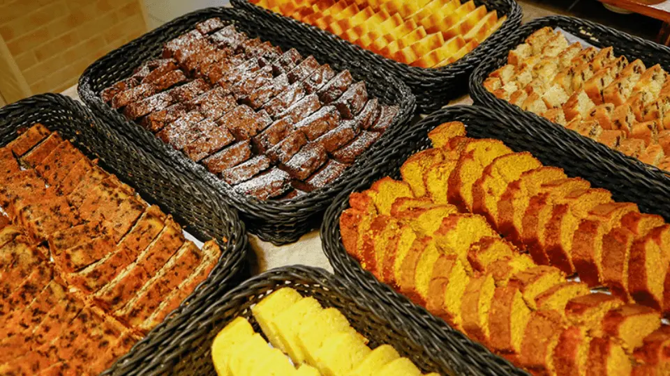 Bolos e pães do café da manhã